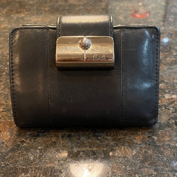 Vintage Coach Black Leather Wallet with Silver Clasp - Picture 1 of 4